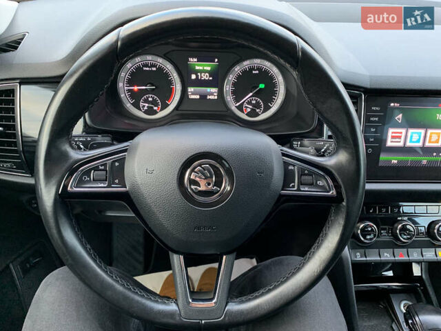 Черный Шкода Kodiaq, объемом двигателя 1.97 л и пробегом 129 тыс. км за 28500 $, фото 36 на Automoto.ua
