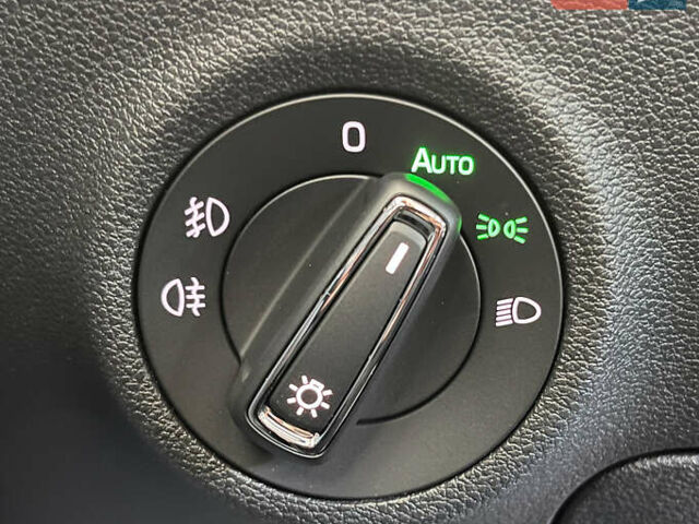Чорний Шкода Kodiaq, об'ємом двигуна 1.97 л та пробігом 169 тис. км за 29450 $, фото 68 на Automoto.ua