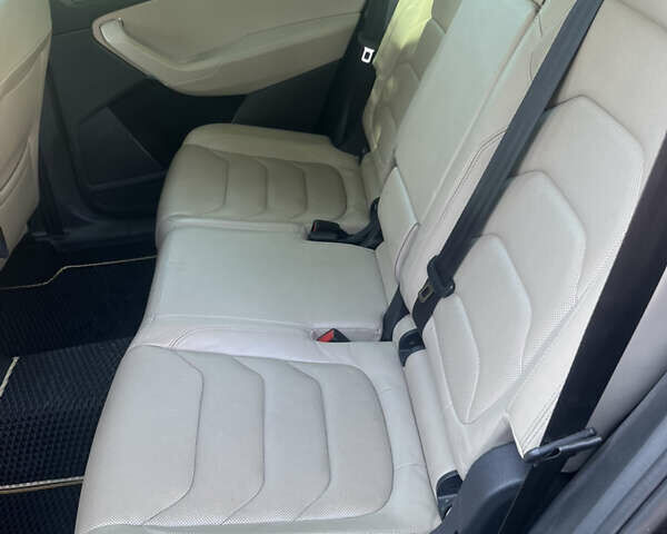 Черный Шкода Kodiaq, объемом двигателя 1.97 л и пробегом 187 тыс. км за 22500 $, фото 11 на Automoto.ua