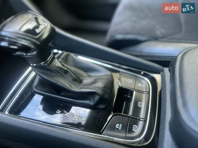 Черный Шкода Kodiaq, объемом двигателя 1.97 л и пробегом 277 тыс. км за 25800 $, фото 16 на Automoto.ua