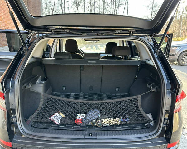 Чорний Шкода Kodiaq, об'ємом двигуна 1.4 л та пробігом 172 тис. км за 18800 $, фото 26 на Automoto.ua