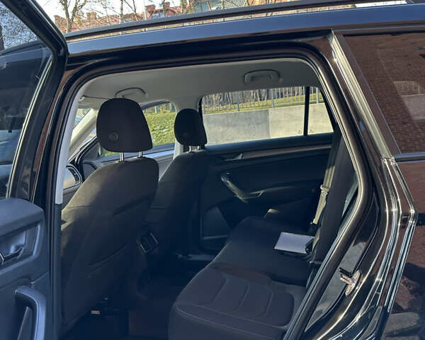 Чорний Шкода Kodiaq, об'ємом двигуна 1.4 л та пробігом 172 тис. км за 18800 $, фото 27 на Automoto.ua