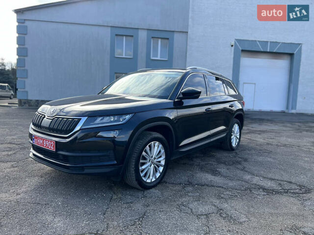 Черный Шкода Kodiaq, объемом двигателя 2 л и пробегом 200 тыс. км за 25700 $, фото 3 на Automoto.ua