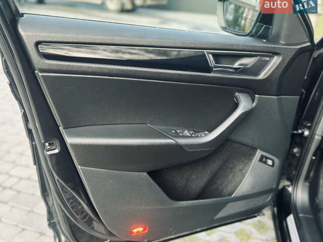 Черный Шкода Kodiaq, объемом двигателя 1.97 л и пробегом 277 тыс. км за 25800 $, фото 6 на Automoto.ua