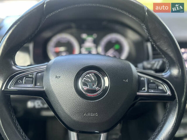 Черный Шкода Kodiaq, объемом двигателя 1.97 л и пробегом 277 тыс. км за 25800 $, фото 17 на Automoto.ua