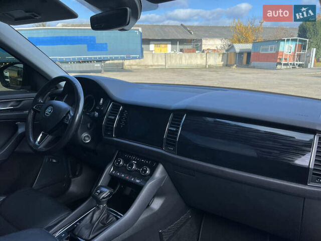 Черный Шкода Kodiaq, объемом двигателя 2 л и пробегом 200 тыс. км за 25700 $, фото 24 на Automoto.ua