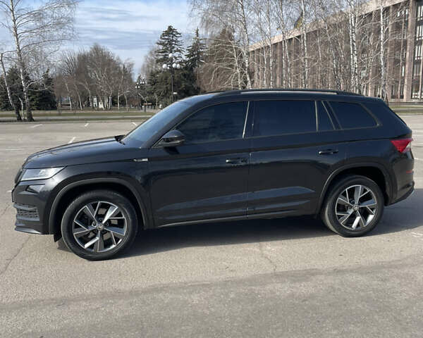 Шкода Kodiaq 2018 в Кривом Роге на Automoto.ua Черный Шкода Kodiaq, объемом двигателя 1.97 л и пробегом 135 тыс. км за 32700 $, фото 10 на Automoto.ua