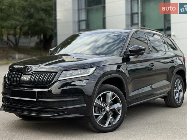 Черный Шкода Kodiaq, объемом двигателя 2 л и пробегом 186 тыс. км за 32700 $, фото 3 на Automoto.ua