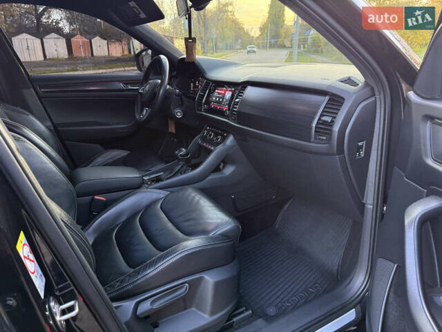 Черный Шкода Kodiaq, объемом двигателя 1.98 л и пробегом 90 тыс. км за 28500 $, фото 15 на Automoto.ua