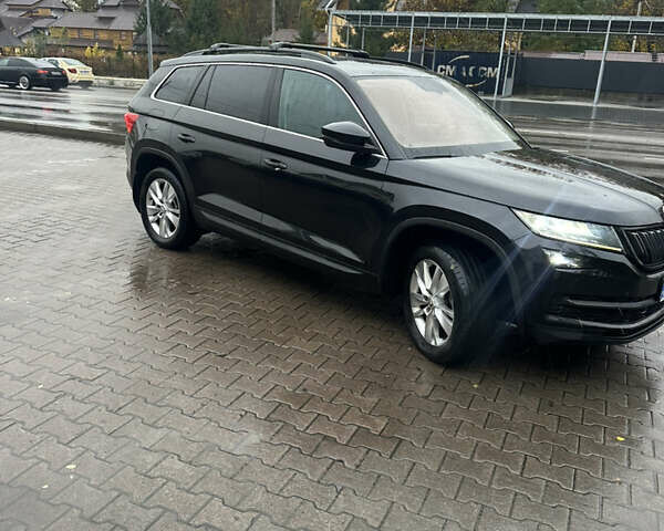 Шкода Kodiaq 2018 в Киеве на Automoto.ua Черный Шкода Kodiaq, объемом двигателя 1.97 л и пробегом 120 тыс. км за 28500 $, фото 1 на Automoto.ua