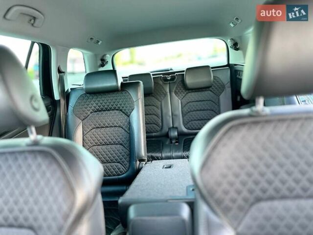Черный Шкода Kodiaq, объемом двигателя 1.97 л и пробегом 275 тыс. км за 23000 $, фото 26 на Automoto.ua