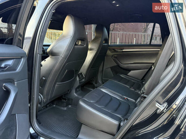Черный Шкода Kodiaq, объемом двигателя 1.98 л и пробегом 90 тыс. км за 28500 $, фото 14 на Automoto.ua