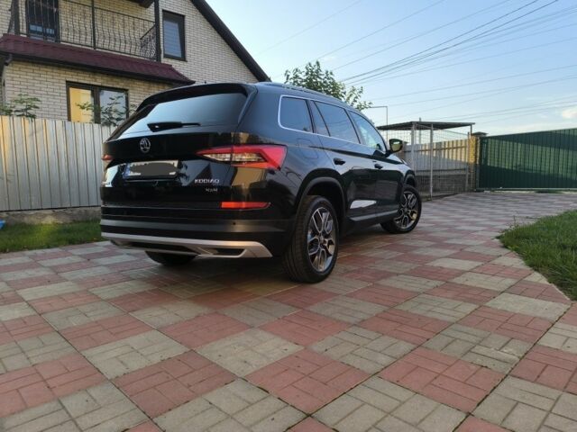 Чорний Шкода Kodiaq, об'ємом двигуна 2 л та пробігом 172 тис. км за 24800 $, фото 4 на Automoto.ua
