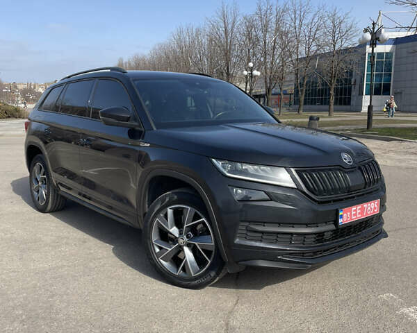 Шкода Kodiaq 2018 в Кривом Роге на Automoto.ua Черный Шкода Kodiaq, объемом двигателя 1.97 л и пробегом 135 тыс. км за 32700 $, фото 1 на Automoto.ua