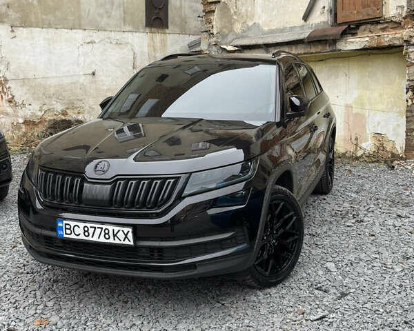 Черный Шкода Kodiaq, объемом двигателя 1.97 л и пробегом 198 тыс. км за 29000 $, фото 4 на Automoto.ua