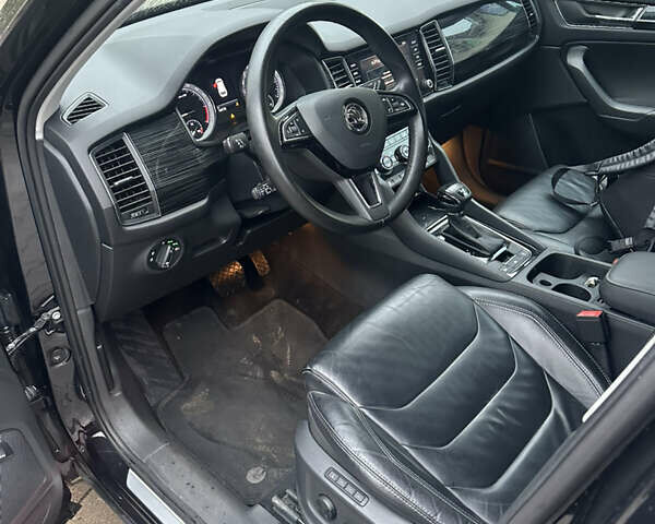 Шкода Kodiaq 2018 в Киеве на Automoto.ua Черный Шкода Kodiaq, объемом двигателя 1.97 л и пробегом 120 тыс. км за 28500 $, фото 6 на Automoto.ua