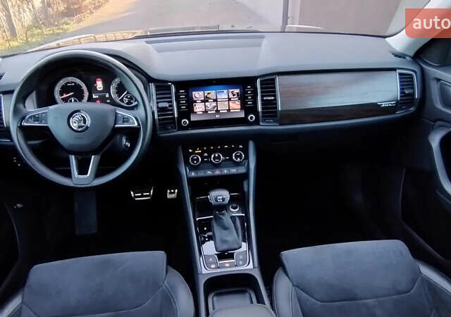 Черный Шкода Kodiaq, объемом двигателя 1.98 л и пробегом 65 тыс. км за 21999 $, фото 3 на Automoto.ua