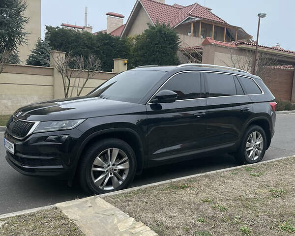 Черный Шкода Kodiaq, объемом двигателя 2 л и пробегом 181 тыс. км за 28000 $, фото 3 на Automoto.ua