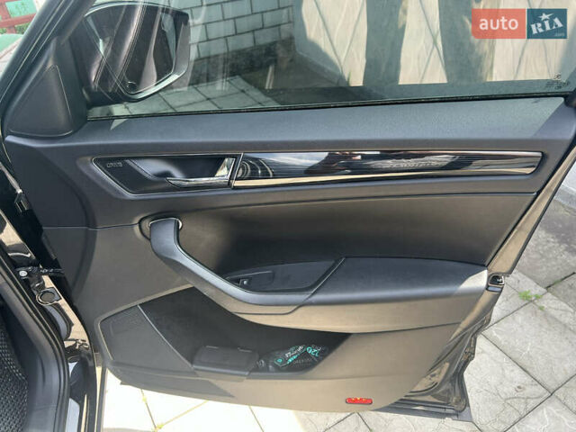 Черный Шкода Kodiaq, объемом двигателя 1.97 л и пробегом 260 тыс. км за 26000 $, фото 6 на Automoto.ua