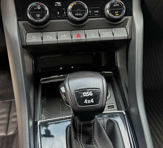 Черный Шкода Kodiaq, объемом двигателя 2 л и пробегом 186 тыс. км за 32700 $, фото 69 на Automoto.ua