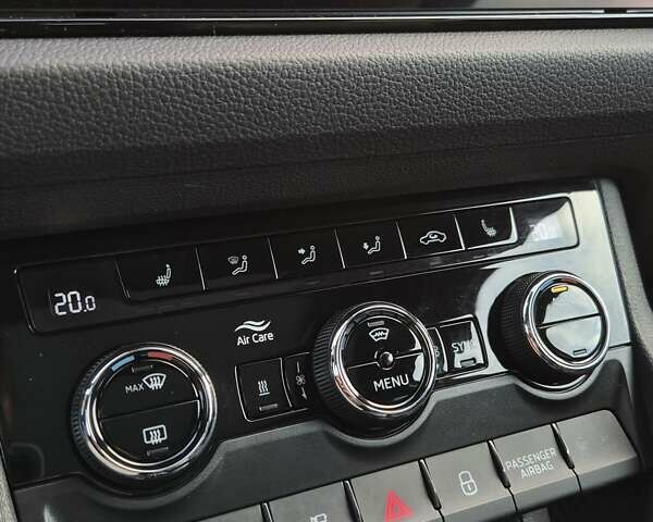 Черный Шкода Kodiaq, объемом двигателя 1.97 л и пробегом 175 тыс. км за 31999 $, фото 78 на Automoto.ua