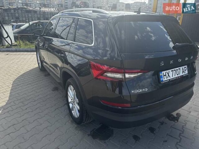 Черный Шкода Kodiaq, объемом двигателя 1.97 л и пробегом 251 тыс. км за 28400 $, фото 4 на Automoto.ua