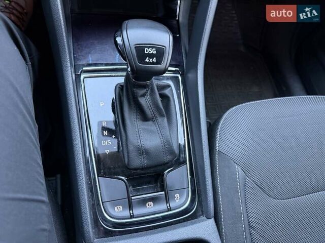 Черный Шкода Kodiaq, объемом двигателя 1.98 л и пробегом 50 тыс. км за 28500 $, фото 8 на Automoto.ua