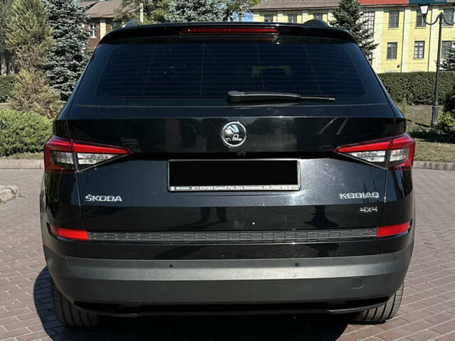 Черный Шкода Kodiaq, объемом двигателя 2 л и пробегом 82 тыс. км за 29999 $, фото 11 на Automoto.ua