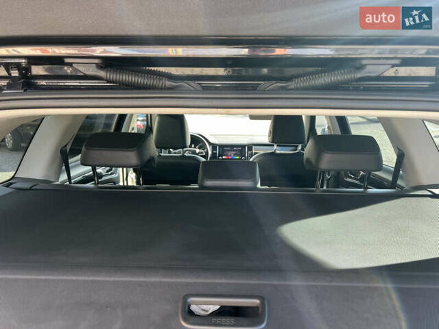 Черный Шкода Kodiaq, объемом двигателя 1.98 л и пробегом 204 тыс. км за 21888 $, фото 33 на Automoto.ua