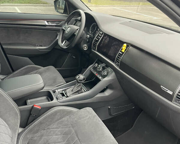 Чорний Шкода Kodiaq, об'ємом двигуна 1.97 л та пробігом 151 тис. км за 30000 $, фото 20 на Automoto.ua