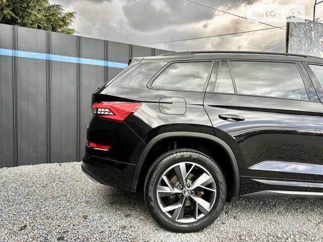 Черный Шкода Kodiaq, объемом двигателя 1.97 л и пробегом 123 тыс. км за 37799 $, фото 4 на Automoto.ua