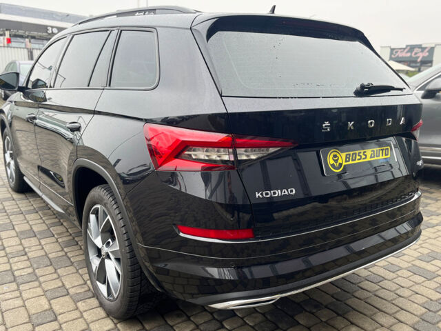 Черный Шкода Kodiaq, объемом двигателя 2 л и пробегом 157 тыс. км за 29000 $, фото 4 на Automoto.ua