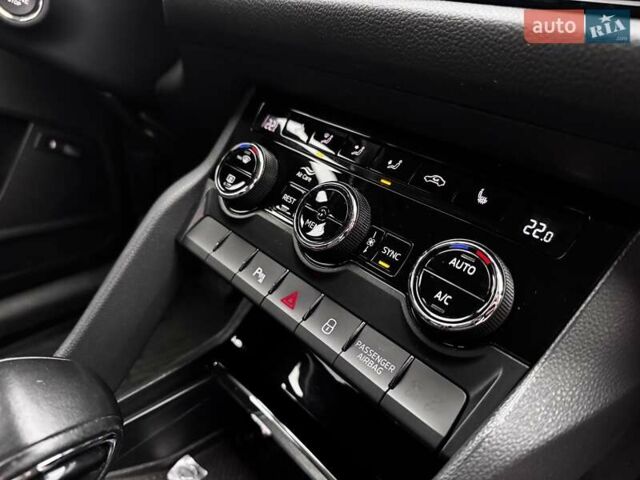 Черный Шкода Kodiaq, объемом двигателя 1.98 л и пробегом 123 тыс. км за 28000 $, фото 24 на Automoto.ua