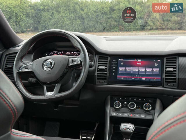 Черный Шкода Kodiaq, объемом двигателя 1.97 л и пробегом 55 тыс. км за 37800 $, фото 47 на Automoto.ua