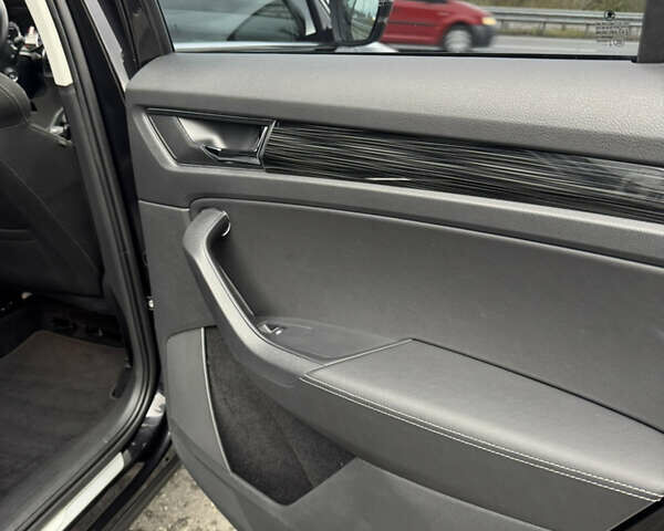 Черный Шкода Kodiaq, объемом двигателя 1.97 л и пробегом 230 тыс. км за 26888 $, фото 41 на Automoto.ua