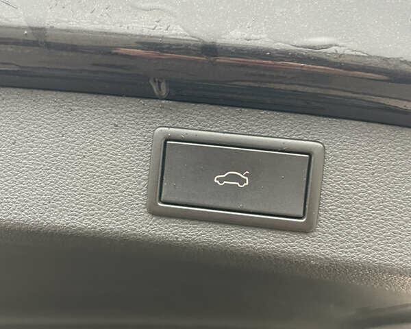 Чорний Шкода Kodiaq, об'ємом двигуна 1.97 л та пробігом 151 тис. км за 30000 $, фото 33 на Automoto.ua