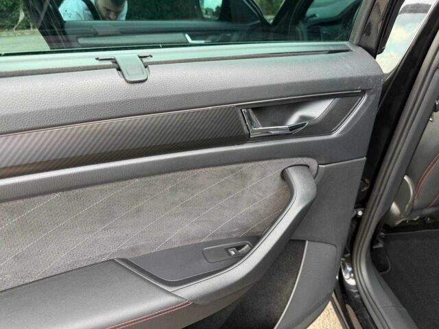 Чорний Шкода Kodiaq, об'ємом двигуна 2 л та пробігом 55 тис. км за 37800 $, фото 15 на Automoto.ua