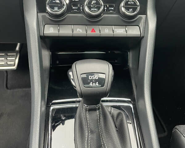 Чорний Шкода Kodiaq, об'ємом двигуна 1.97 л та пробігом 151 тис. км за 30000 $, фото 28 на Automoto.ua