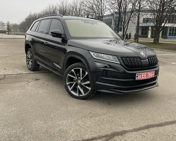 Чорний Шкода Kodiaq, об'ємом двигуна 1.97 л та пробігом 151 тис. км за 30000 $, фото 4 на Automoto.ua