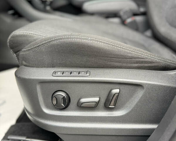 Черный Шкода Kodiaq, объемом двигателя 1.97 л и пробегом 228 тыс. км за 26999 $, фото 19 на Automoto.ua