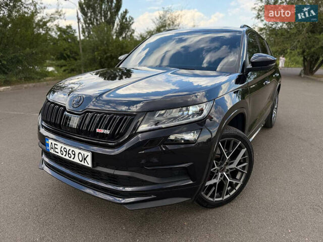Черный Шкода Kodiaq, объемом двигателя 1.97 л и пробегом 55 тыс. км за 37800 $, фото 4 на Automoto.ua
