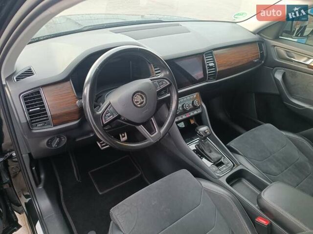 Черный Шкода Kodiaq, объемом двигателя 1.97 л и пробегом 268 тыс. км за 26900 $, фото 64 на Automoto.ua