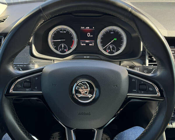 Черный Шкода Kodiaq, объемом двигателя 1.97 л и пробегом 138 тыс. км за 30500 $, фото 6 на Automoto.ua