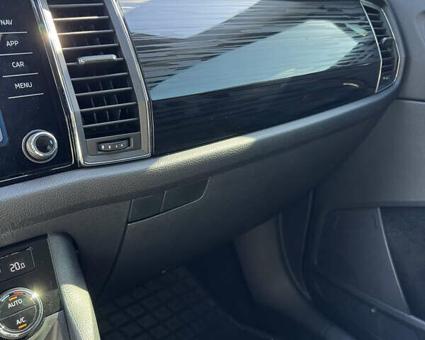 Черный Шкода Kodiaq, объемом двигателя 1.97 л и пробегом 138 тыс. км за 30500 $, фото 7 на Automoto.ua