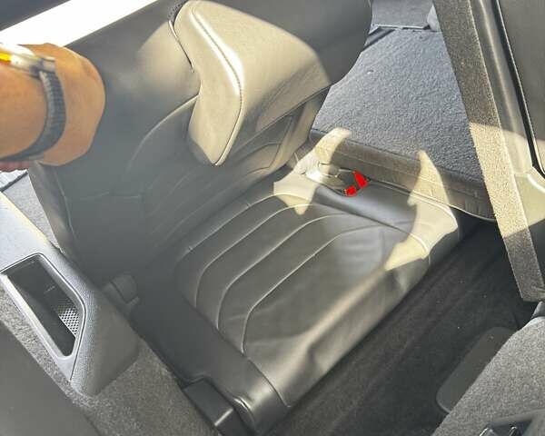 Черный Шкода Kodiaq, объемом двигателя 1.97 л и пробегом 251 тыс. км за 28400 $, фото 14 на Automoto.ua