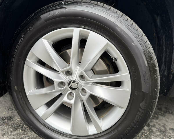 Черный Шкода Kodiaq, объемом двигателя 1.97 л и пробегом 228 тыс. км за 26999 $, фото 13 на Automoto.ua