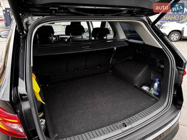 Черный Шкода Kodiaq, объемом двигателя 1.98 л и пробегом 123 тыс. км за 28000 $, фото 47 на Automoto.ua