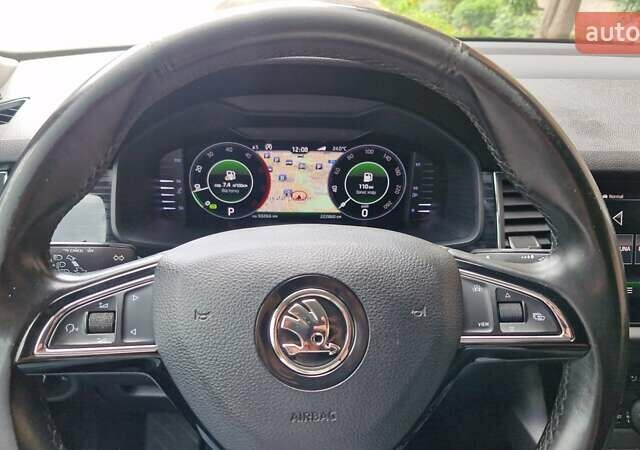 Чорний Шкода Kodiaq, об'ємом двигуна 1.97 л та пробігом 235 тис. км за 25500 $, фото 6 на Automoto.ua