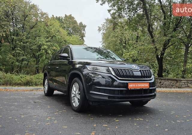 Черный Шкода Kodiaq, объемом двигателя 1.98 л и пробегом 98 тыс. км за 26500 $, фото 2 на Automoto.ua