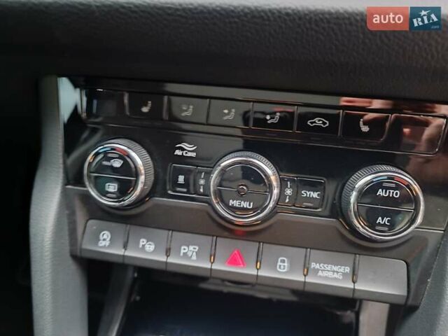 Черный Шкода Kodiaq, объемом двигателя 1.97 л и пробегом 268 тыс. км за 26900 $, фото 44 на Automoto.ua
